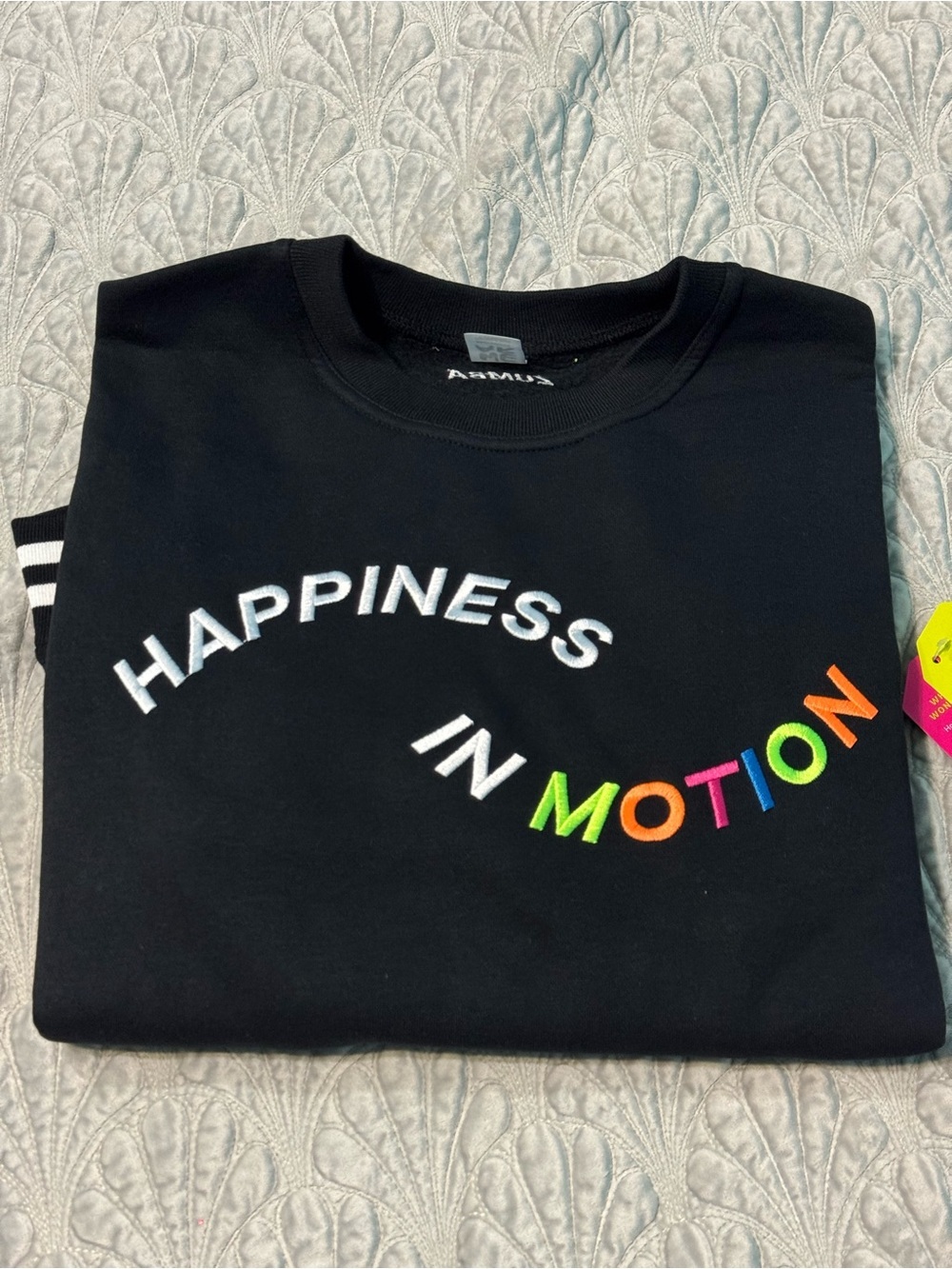 Zumba Fitness Black 'Happiness in Motion' Graphic Sweatshirt Medium Nwt - Picture 1 of 6
